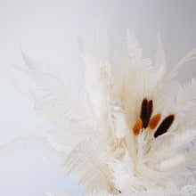 Load image into Gallery viewer, Welkin x Juniper Flower&#39;s Dried Bouquet | alba